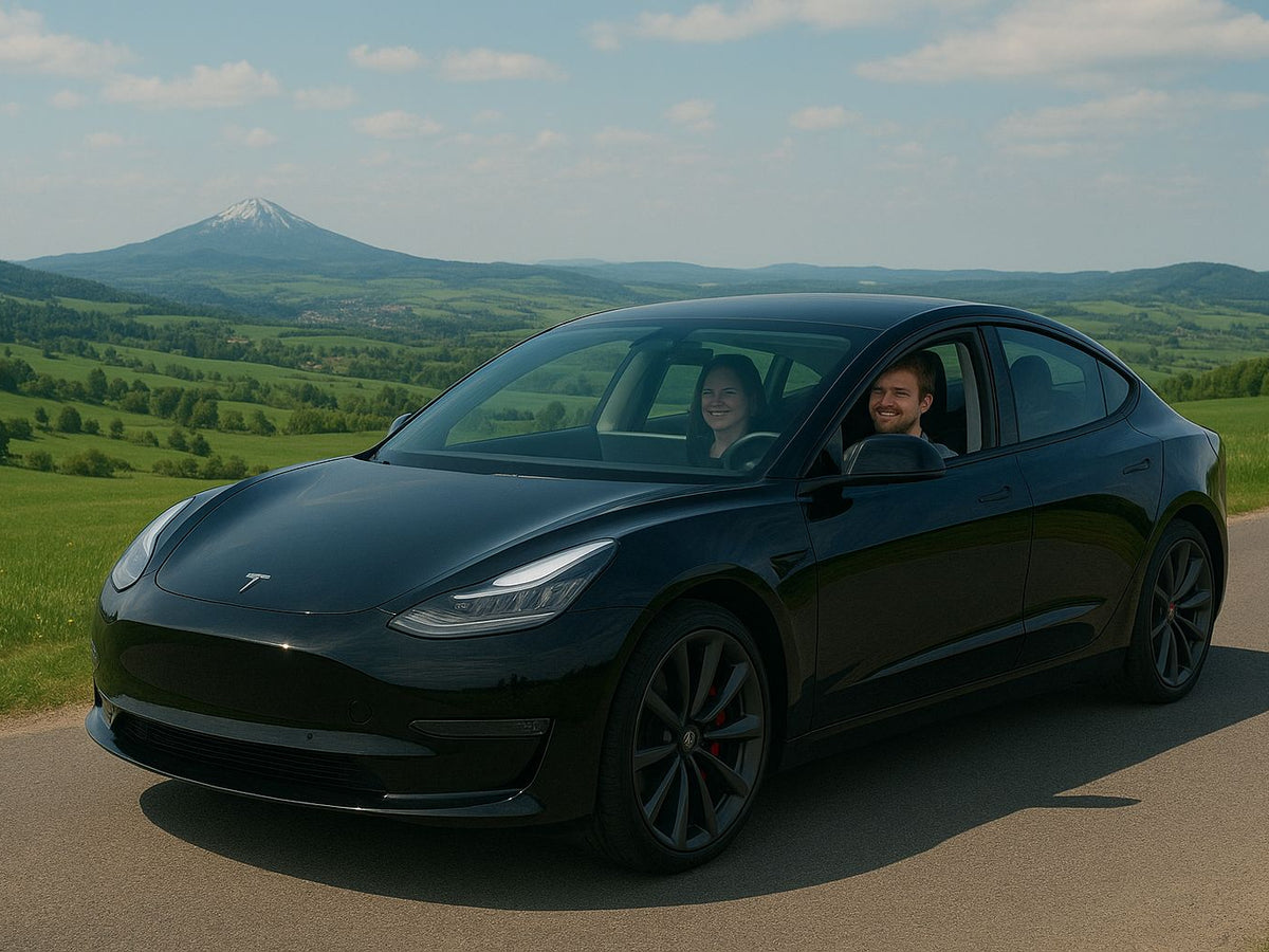 Tesla Model 3 Performance - spolujízda